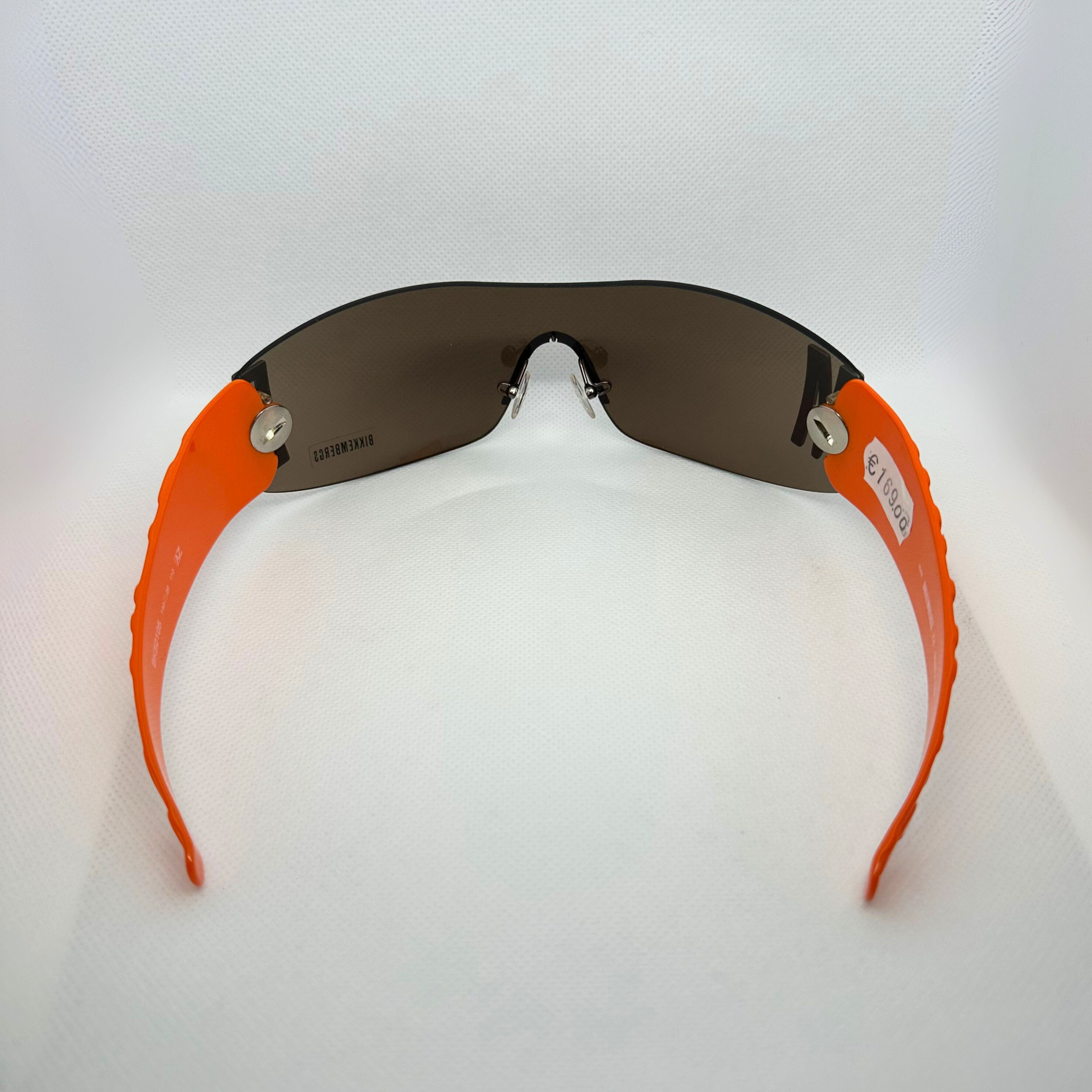 BIKKEMBERGS 2000