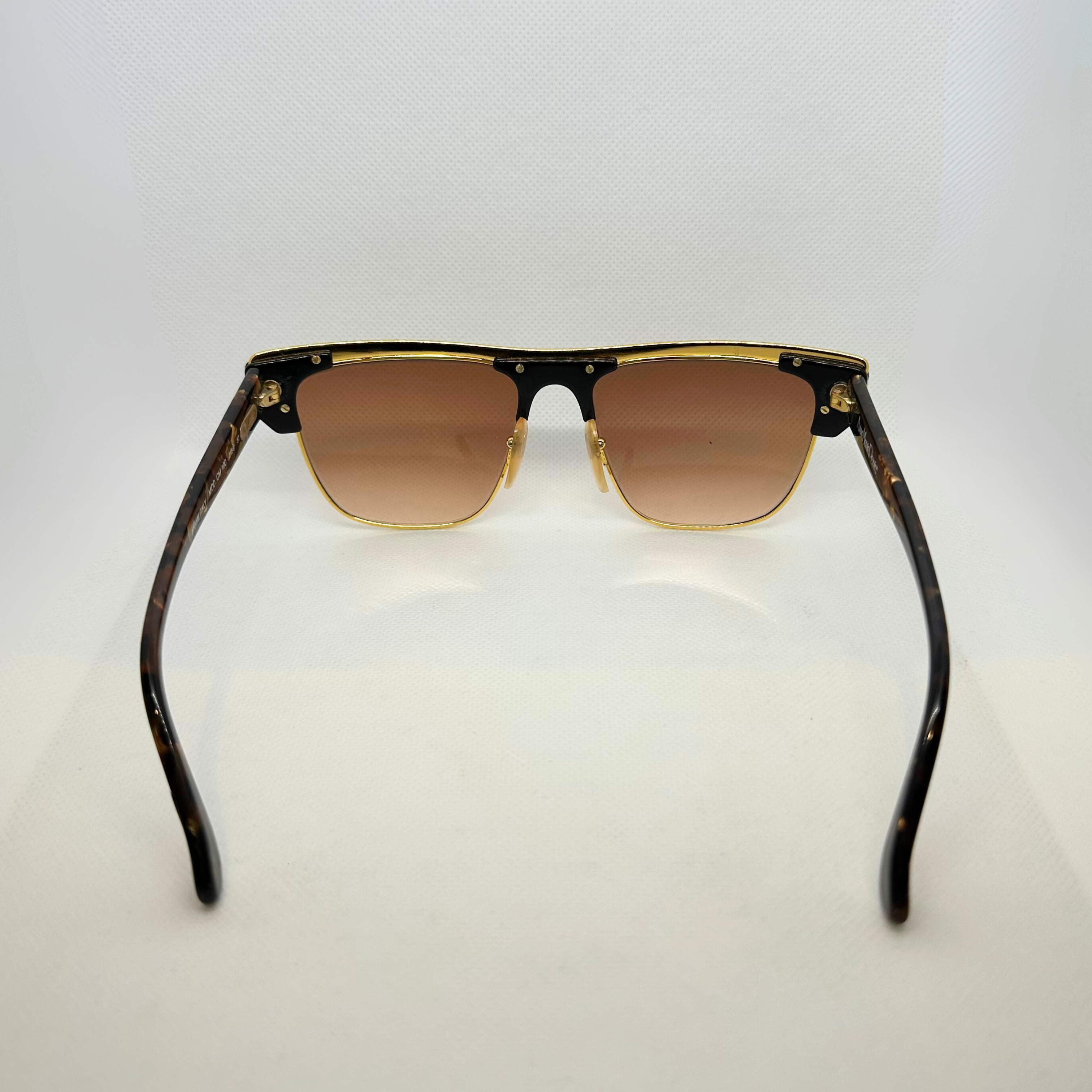 ANNE MARIE PERRIS '80